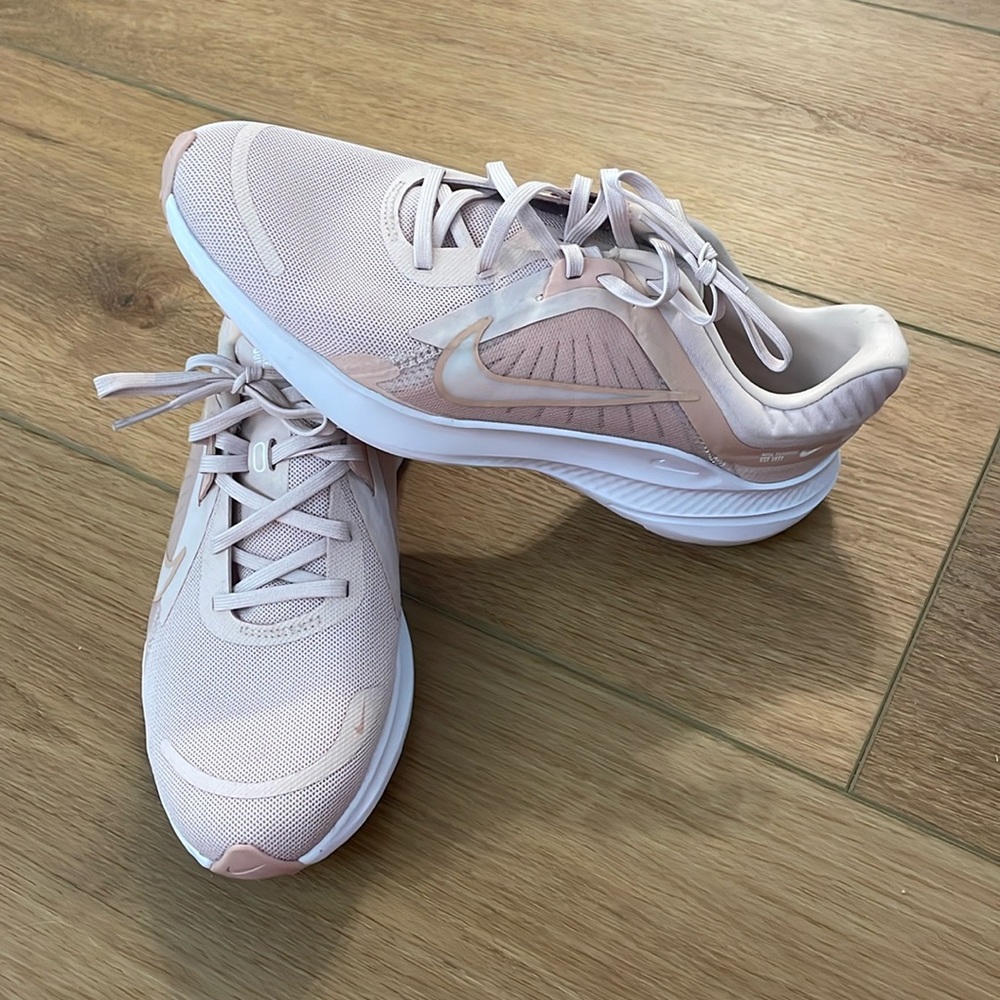 Woman’s Nike Quest 5 running shoe